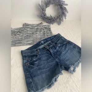 7 For all Mankind shorts